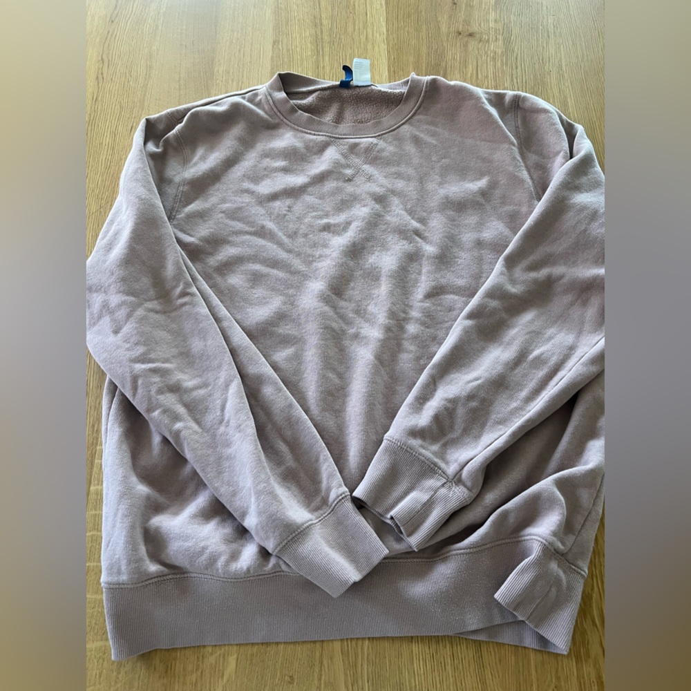 H&M crewneck